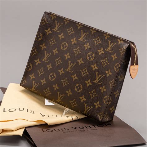 lv toiletry pouch 26 price singapore|toiletry pouch 26 louis vuitton.